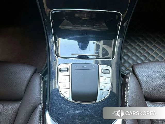 Mercedes-Benz GLC 2021 Белый из Китая, фото 4