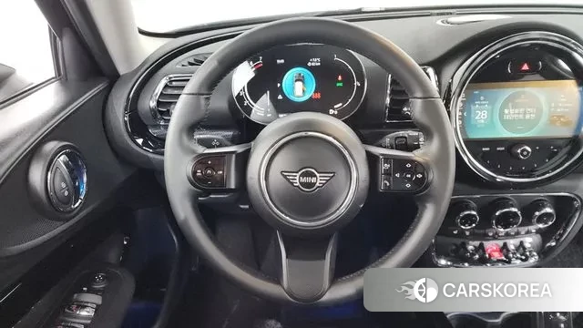 Mini Cooper Clubman 2022 Черный из Кореи, фото 4