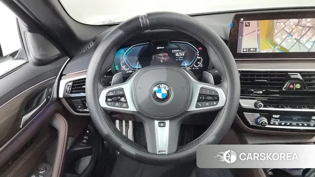 BMW 5 Series (G30) 2020 Белый из Кореи, фото 4