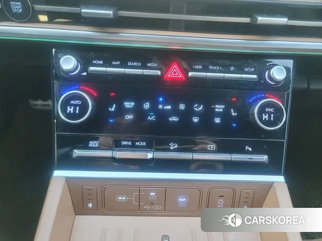 Hyundai Santa Fe (MX5) 2023 Белый из Кореи, фото 4