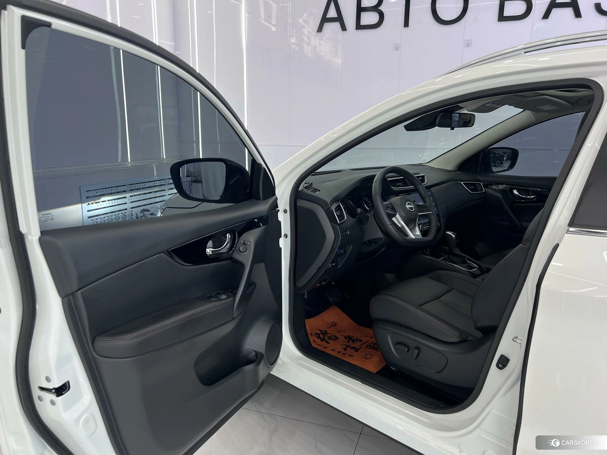 Nissan Qashqai 2023 Белый из Китая, фото 4