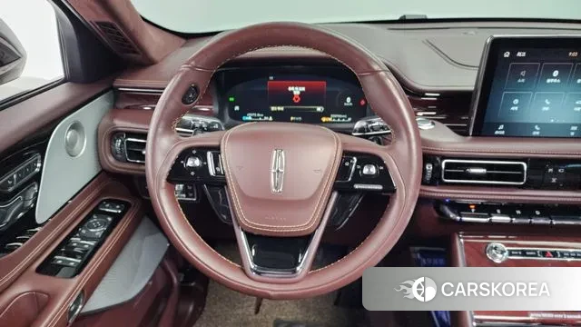 Lincoln Aviator 2nd generation 2023 Белый из Кореи, фото 4