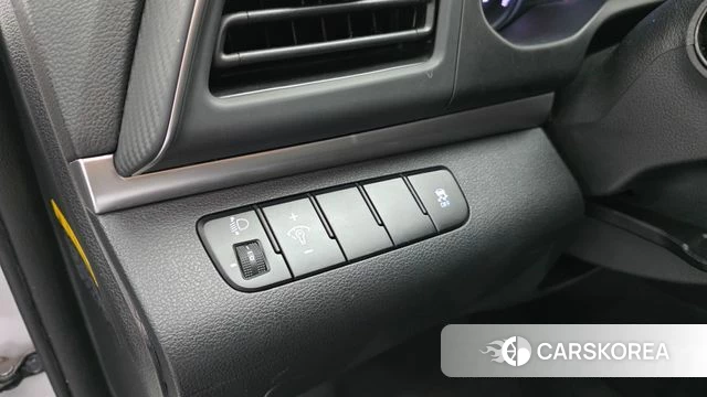 Hyundai The New Avante AD 2018 Серебряный из Кореи, фото 4