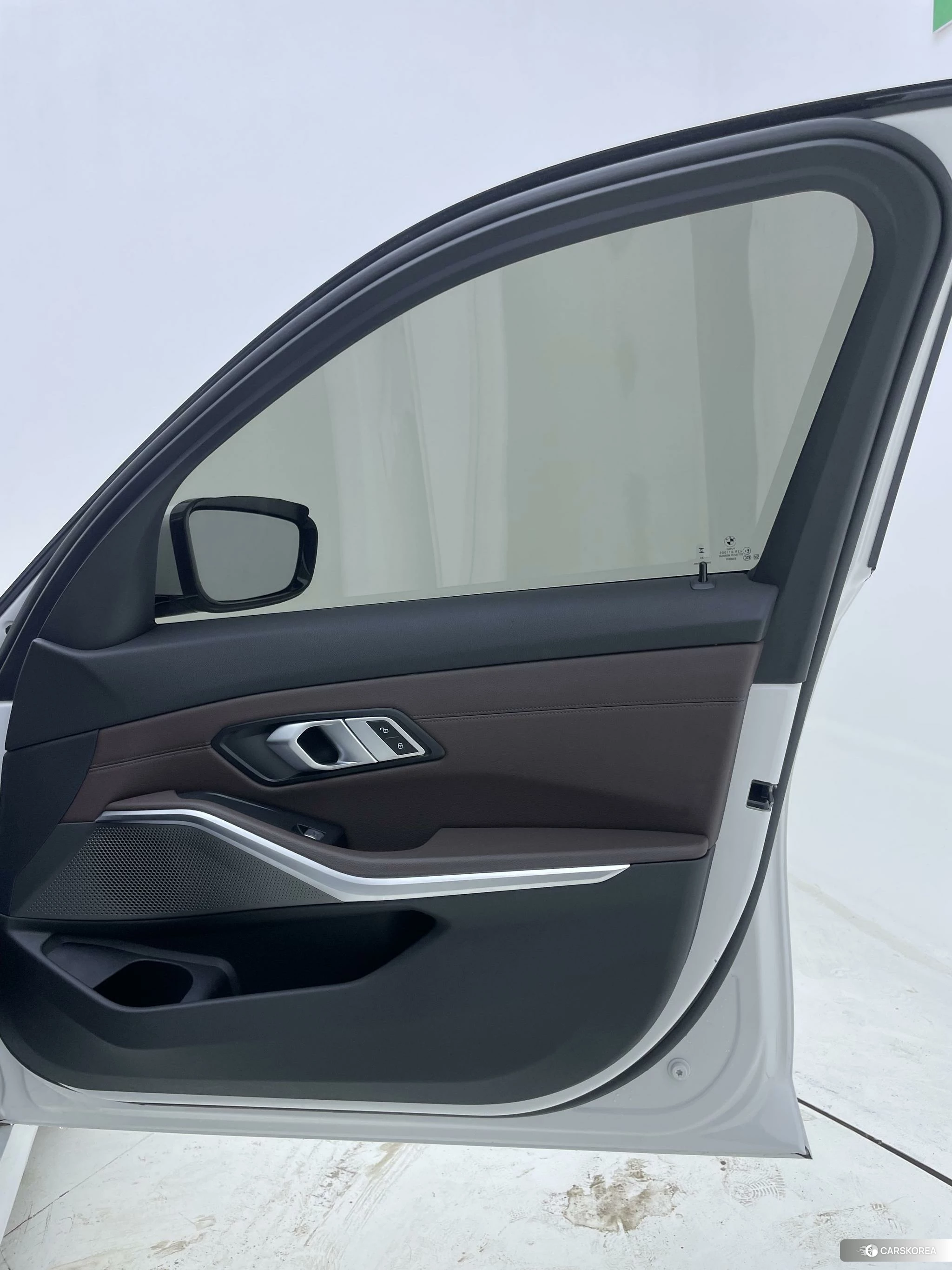 BMW 3 series 2022 Белый из Китая, фото 4