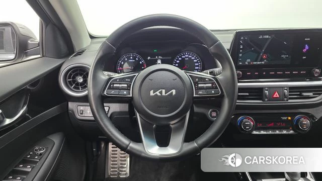 Kia The New K3 2nd generation 2023 Серый из Кореи, фото 4