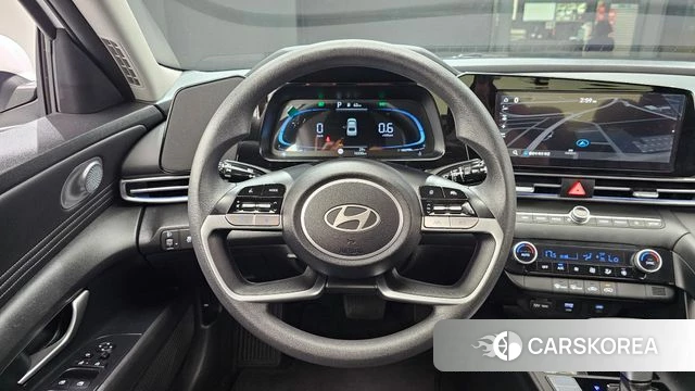 Hyundai The New Avante (CN7) 2024 Белый из Кореи, фото 4