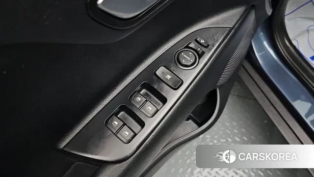 Kia Stonic 2020 Синий из Кореи, фото 4