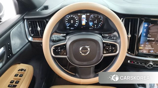 Volvo S60 3rd generation 2021 Серый из Кореи, фото 4