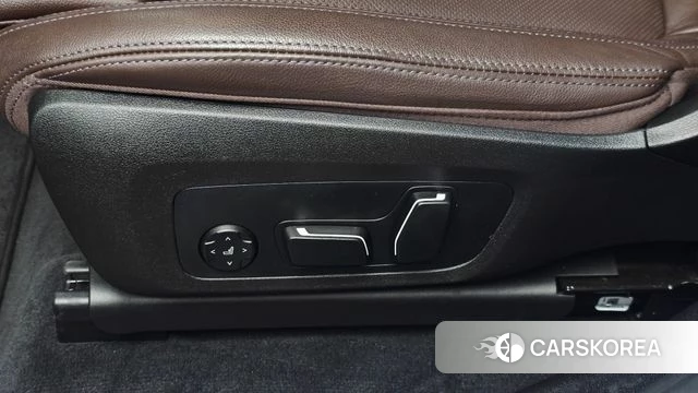BMW X4 (G02) 2025 Белый из Кореи, фото 4