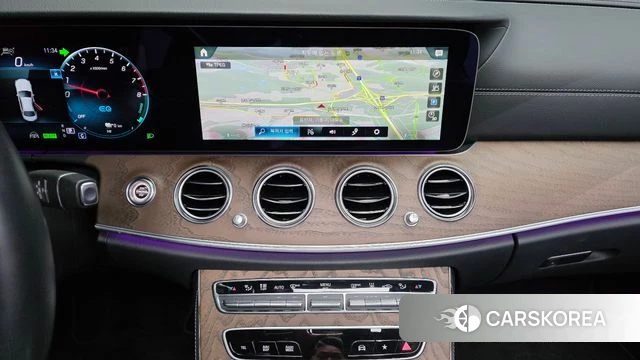 Mercedes-Benz E-Class W213 2022 Серый из Кореи, фото 4