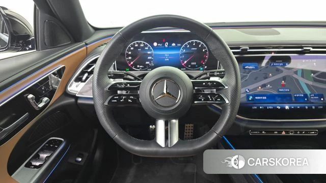 Mercedes-Benz E-Class W214 2025 Черный из Кореи, фото 4