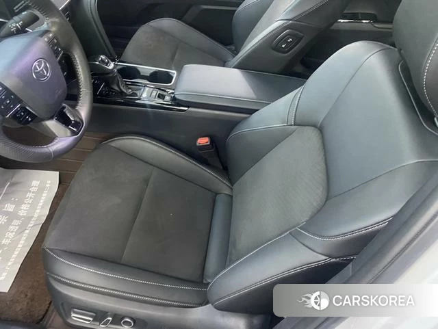 Toyota Camry 2024 Белый из Китая, фото 4
