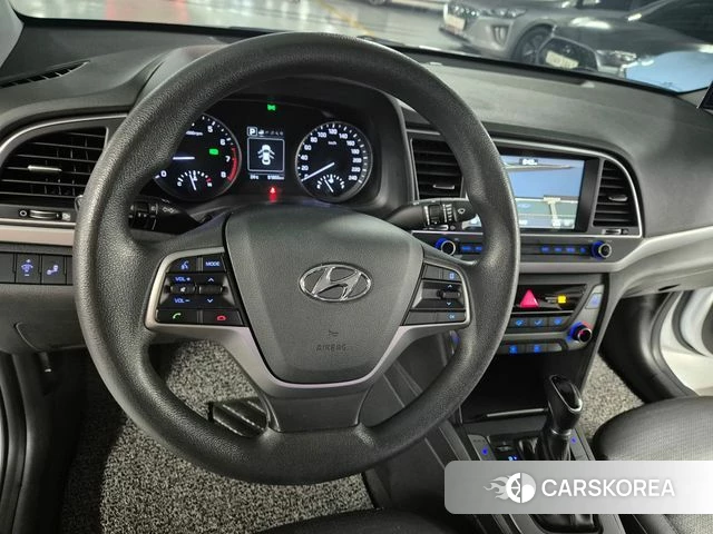 Hyundai Avante AD 2018 Белый из Кореи, фото 4