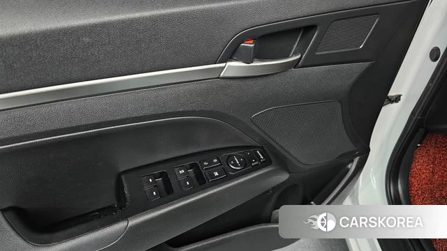 Hyundai The New Avante AD 2019 Белый из Кореи, фото 4