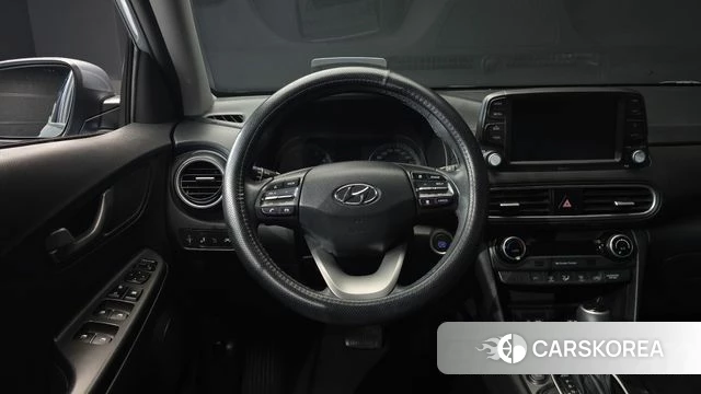 Hyundai Kona 2020 Светло-серебряный цвет из Кореи, фото 4