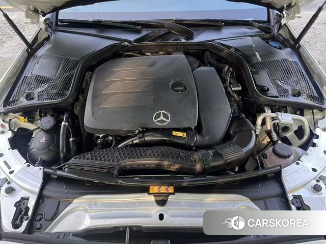 Mercedes-Benz Class C (imported) 2021 Белый из Китая, фото 4