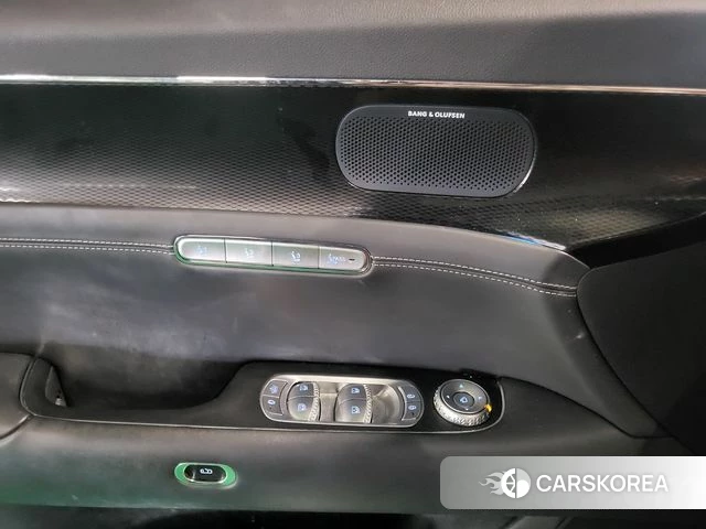 Genesis G90 (RS4) 2022 Черный из Кореи, фото 4