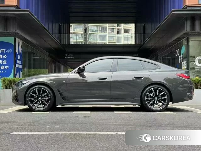 BMW 4 series 2023 Темно-серый из Китая, фото 4