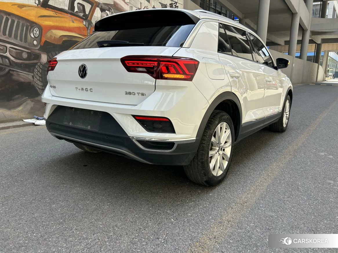 Volkswagen T-Roc 2022 Белый из Китая, фото 4