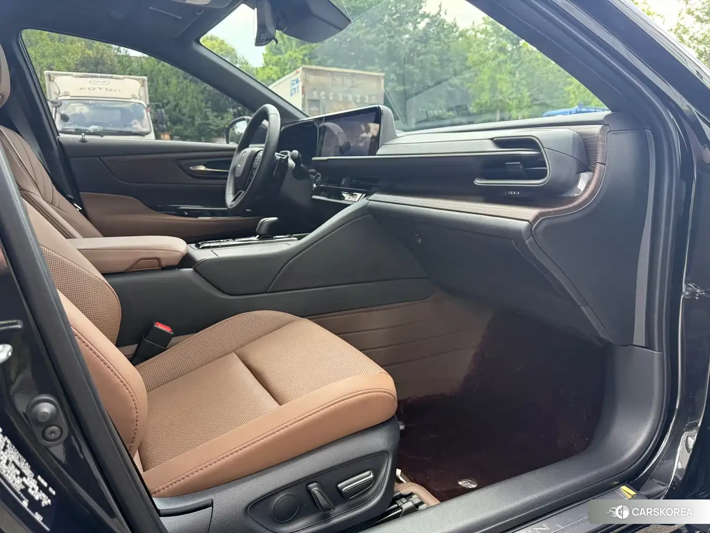Toyota Crown 2025 Черный из Китая, фото 4