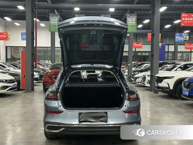 Volkswagen Lingdu 2023 Синий из Китая, фото 4