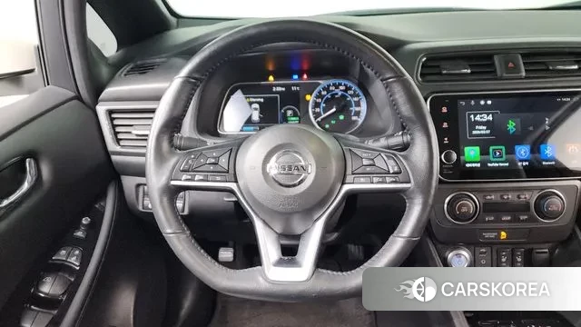 Nissan Leaf (ZE1) 2019 Белый из Кореи, фото 4