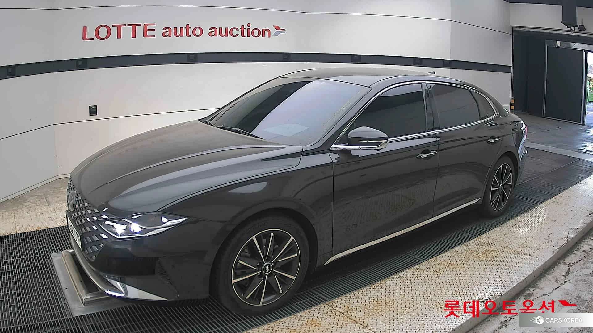 Hyundai Grandeur 2022 Midnight Black Pearl из Кореи, фото 4