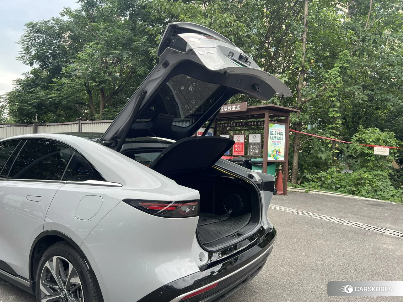 Mazda EZ-6 2024 Серебристо-серый из Китая, фото 4