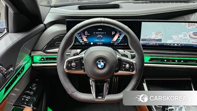 BMW 7 Series (G70) 2025 Черный из Кореи, фото 4
