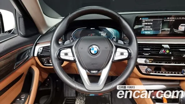 BMW 5 Series (G30) 2019 Белый из Кореи, фото 4