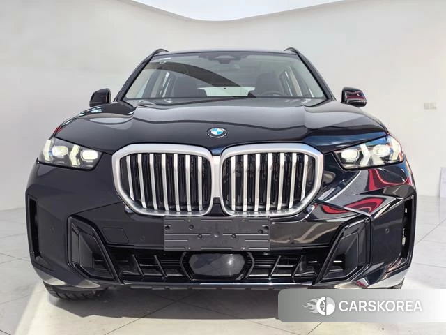 BMW X5 2025 Черный из Китая, фото 4