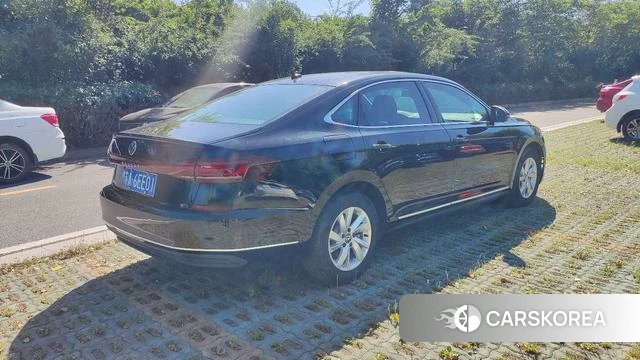 Volkswagen Passat 2025 Черный из Китая, фото 4