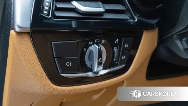 BMW 5 Series (G30) 2023 Серый из Кореи, фото 4