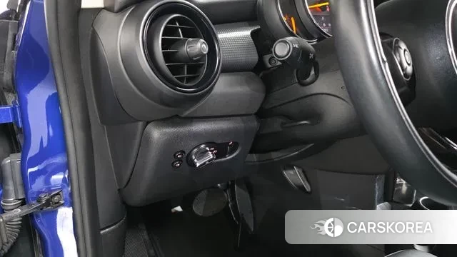 Mini Cooper 2019 Синий из Кореи, фото 4