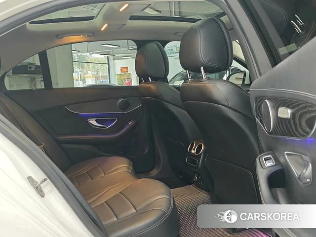 Mercedes-Benz Class C 2021 Белый из Китая, фото 4