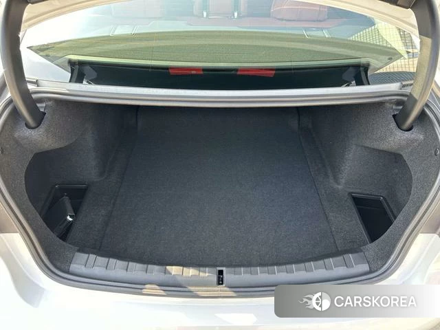 BMW 3 series 2023 Белый из Китая, фото 4
