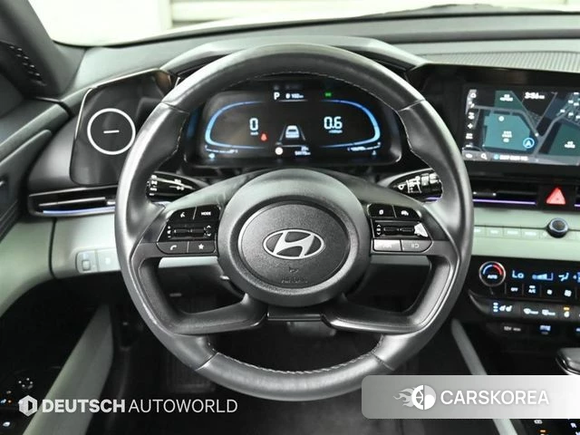 Hyundai The New Avante (CN7) 2023 Белый из Кореи, фото 4