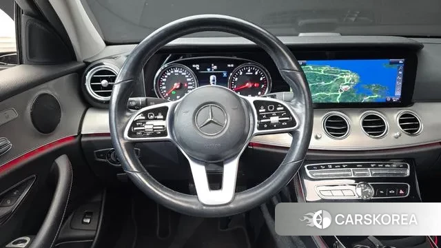 Mercedes-Benz E-Class W213 2018 Белый из Кореи, фото 4
