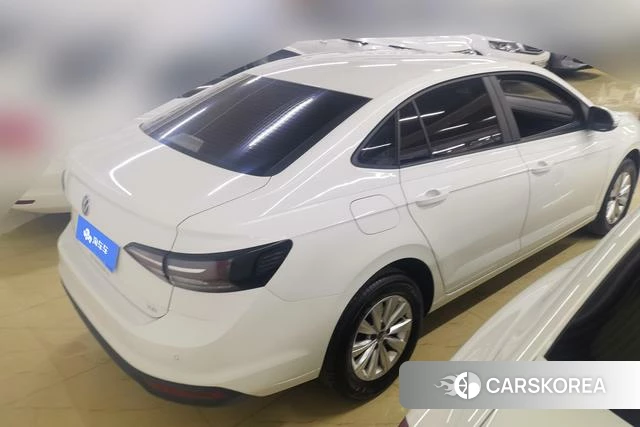 Volkswagen Lavida 2024 Белый из Китая, фото 4