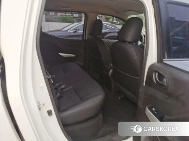 Nissan Navarra 2022 Белый из Китая, фото 4