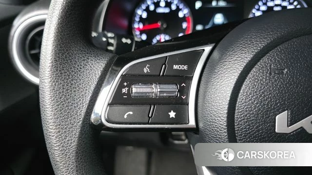Kia The New K3 2nd generation 2022 Белый из Кореи, фото 4