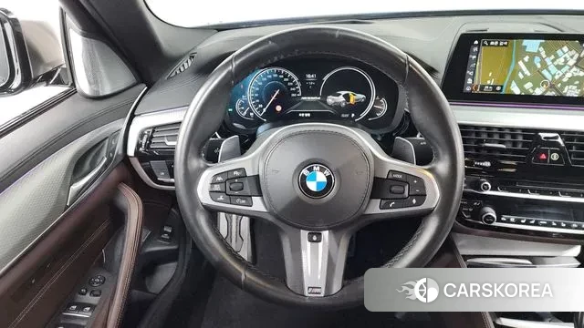 BMW 5 Series (G30) 2018 Синий из Кореи, фото 4