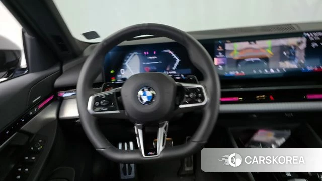 BMW 5 Series (G60) 2024 Серый из Кореи, фото 4