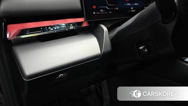 BMW 5 Series (G60) 2025 Черный из Кореи, фото 4