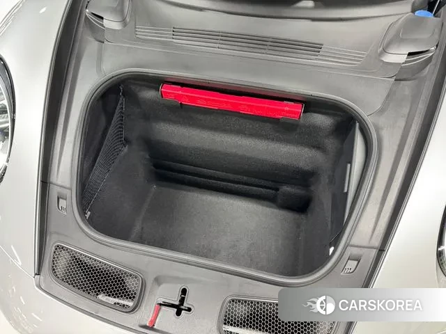 Porsche 911(992) 2025 Серебристо-серый из Кореи, фото 4