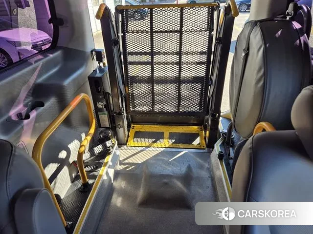 Hyundai Grand Starex 2018 Серебряный из Кореи, фото 4