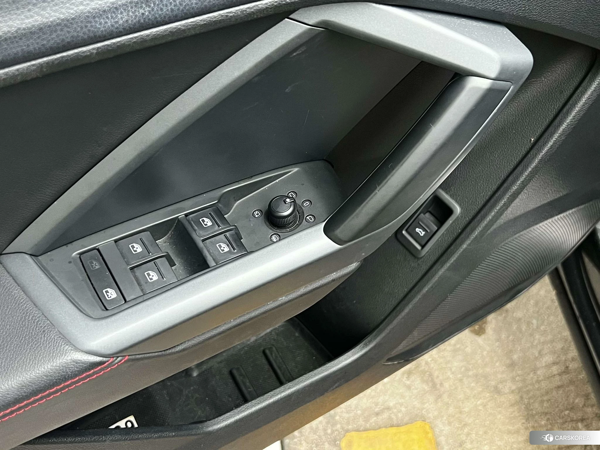 Audi Q3 2020 Темно-серый из Китая, фото 4