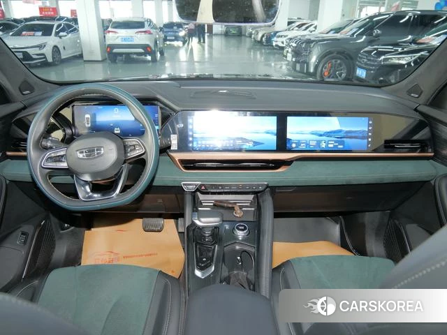 Geely Automobile Xingyue L 2023 Синий из Китая, фото 4