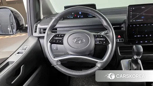 Hyundai Staria 2023 Серебряный из Кореи, фото 4