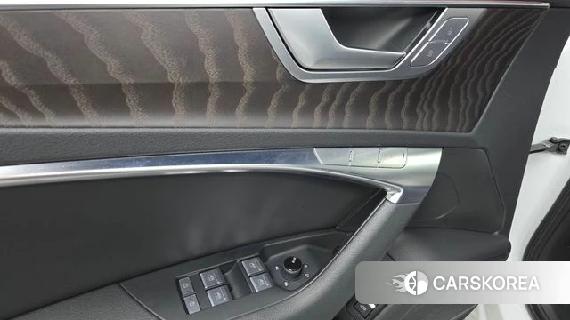 Audi A6 (C8) 2021 Белый из Кореи, фото 4